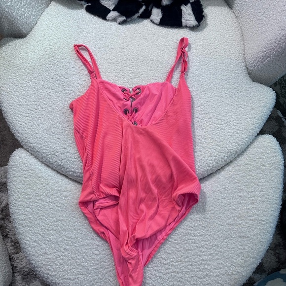 Plus Size 3X Rue21 Coral/ Orange Lace-Up One Piece Swimsuit - Picture 3 of 4